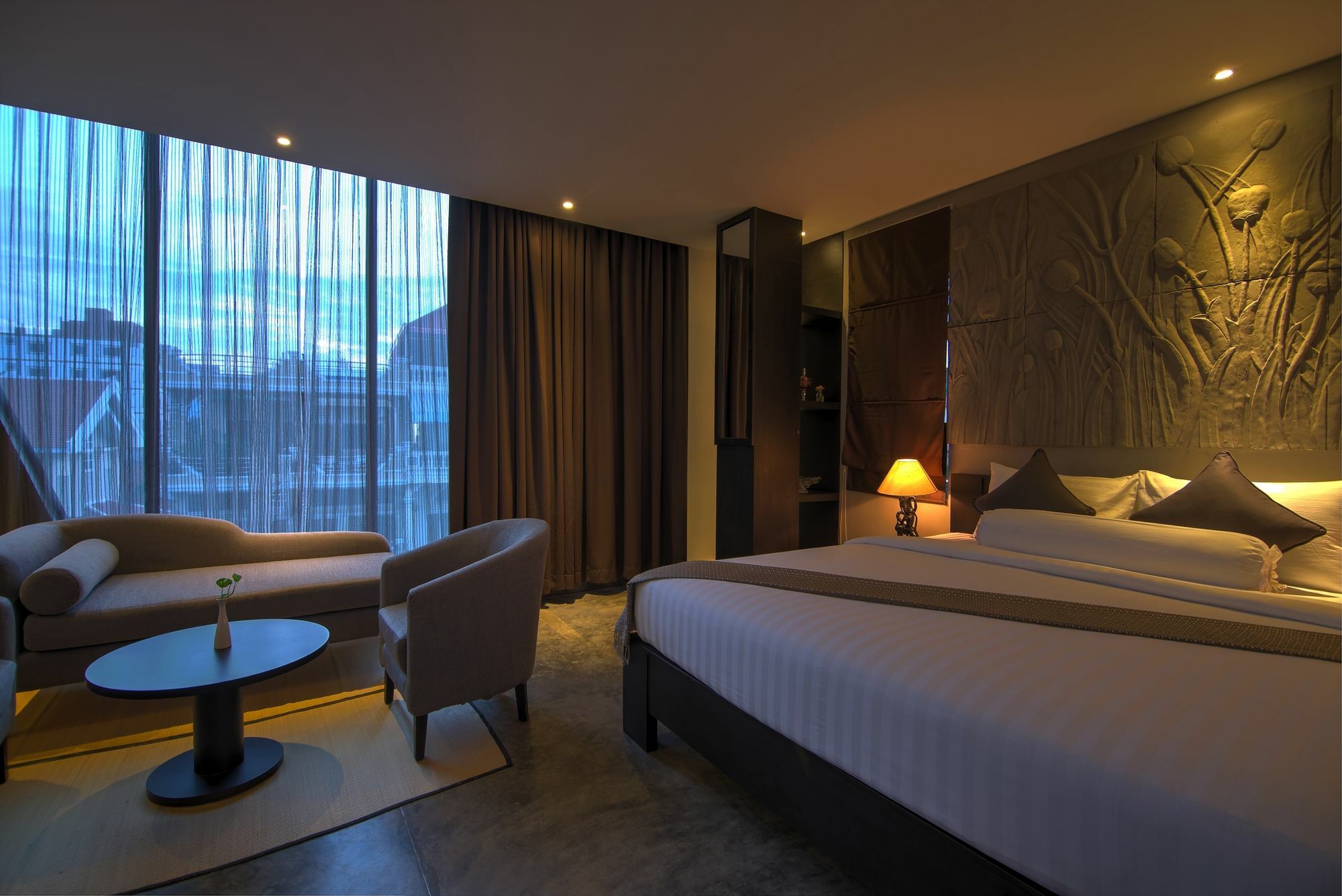 The Palm Boutique Hotel & Residence Phnom-Penh Buitenkant foto